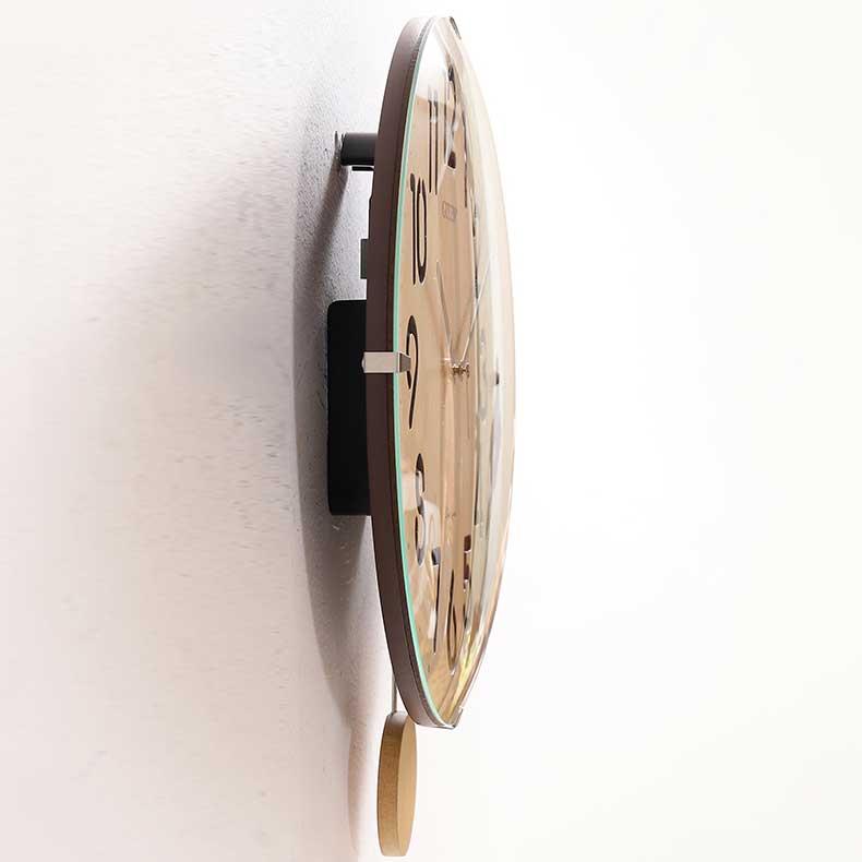 Часы из дерева с маятником 2330 фото 3